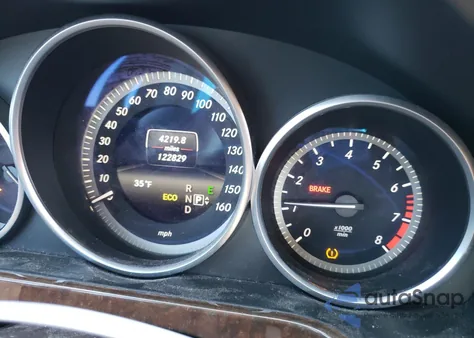 2014 Mercedes-Benz E 350 4Matic z USA, uszkodzony, nr VIN WDDHF8JB1EA776547